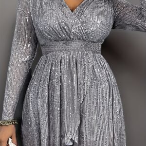 Robe mini élégante à col en V avec manches longues