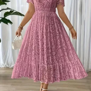 Robe Grande Taille Simple à Détails en Dentelle Élégante