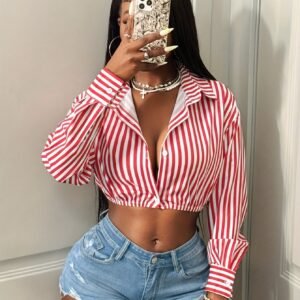 Chemise boutonnée à rayures rouges et blanches pour femmes
