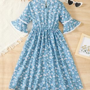Robe florale bleue  pour filles de milieu d'Est