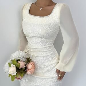 Robe élégante pour femmes - Coupe moulante flatteuse avec détails perlés