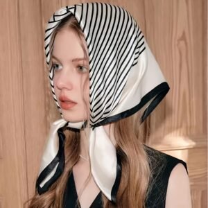 Châle Simple à Rayures en Satin de 35.4 Pouces, Foulard Carré Élégant