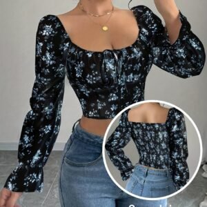 Blouse à col carré floral blanc pour femme avec manches cloche à volants