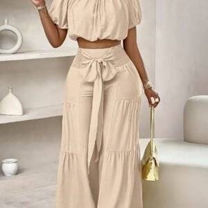 Pantalon large taille haute noir et élégant pour femme avec détail à volants