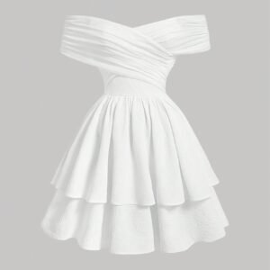 Robe plissée unie à épaules dénudées et taille cintrée