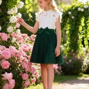 Élégante robe midi pour filles avec dentelle contrastée et jupe plissée