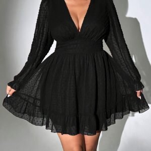 Robe A-ligne à manches longues en mousseline unie à pois jacquard tridimensionnel