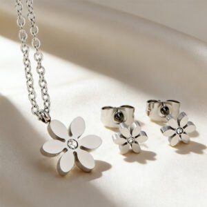 Ensemble de 3 pièces de bijoux vintage minimalistes à la française pour femmes, ensemble de boucles d'oreilles et collier pendentif en acier inoxydable, idéal pour un usage quotidien, soirées, banquets et occasions festives, cadeau pour la Saint-Valentin