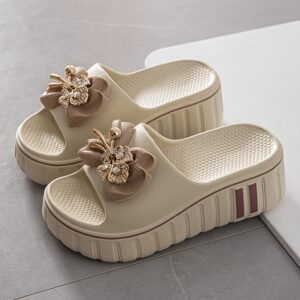 Nouveau style - Sandales à plateforme pour femmes - Été 2025 - Chaussures extérieures à talons hauts - Polyvalentes - Antidérapantes - Résistantes aux odeurs - Chaussures de plage durables