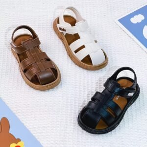 Nouvelles sandales d'été pour enfants, couleur unie, faciles et élégantes, polyvalentes et mignonnes, à semelle souple pour l'intérieur, confortables pour l'extérieur, jardin, rivière, parfaites pour les voyages et les cadeaux de vacances, pantoufles