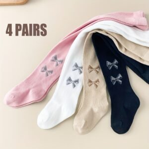 Quatre paires de leggings pour bébés filles, idéaux pour le printemps et l'automne, avec une épaisseur moyenne parfaite pour les activités de plein air. Ces collants pour bébés filles sont dotés d'une ceinture élastique et sont fabriqués à partir d'un matériau doux et agréable pour la peau pour un confort optimal.