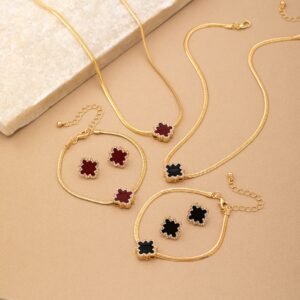 Ensemble élégant de collier, bracelet et boucles d'oreilles avec pendentif floral | Alliage de zinc plaqué or 14K, convient pour un usage quotidien et les occasions de cadeaux, ajouts polyvalents de JJRPK