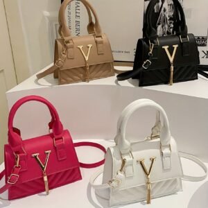 Sacs à chaîne tendance pour femmes, nouvelle collection printemps-été 2024, avec un design gaufré haut de gamme, adaptés au porté épaule, main et bandoulière, avec des pendentifs à pampilles élégants.