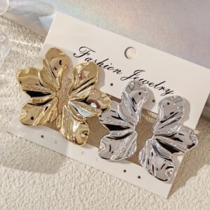 2 Paires de Boucles d'Oreilles à Clous Tendance pour Femmes, Ensemble de Boucles d'Oreilles Feuilles, Idéales pour le Quotidien, les Soirées, les Bal de Fin d'Année, les Voyages, les Vacances, comme Cadeaux de Fête et d'Anniversaire pour Petite Amie/Maman, Sans Carte Incluse