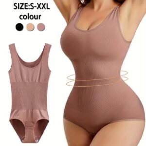 Un body de modelage uni sans couture pour femmes, qui contrôle l'abdomen et soulève les hanches, avec un design sans manches.