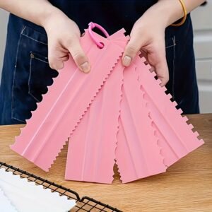 4 ensembles de grattoir à gâteau avec 8 motifs, grand ensemble de décoration en crème de beurre en plastique pour la décoration de gâteaux, outil de bricolage authentique pour la nourriture, souris en crème de beurre lisse